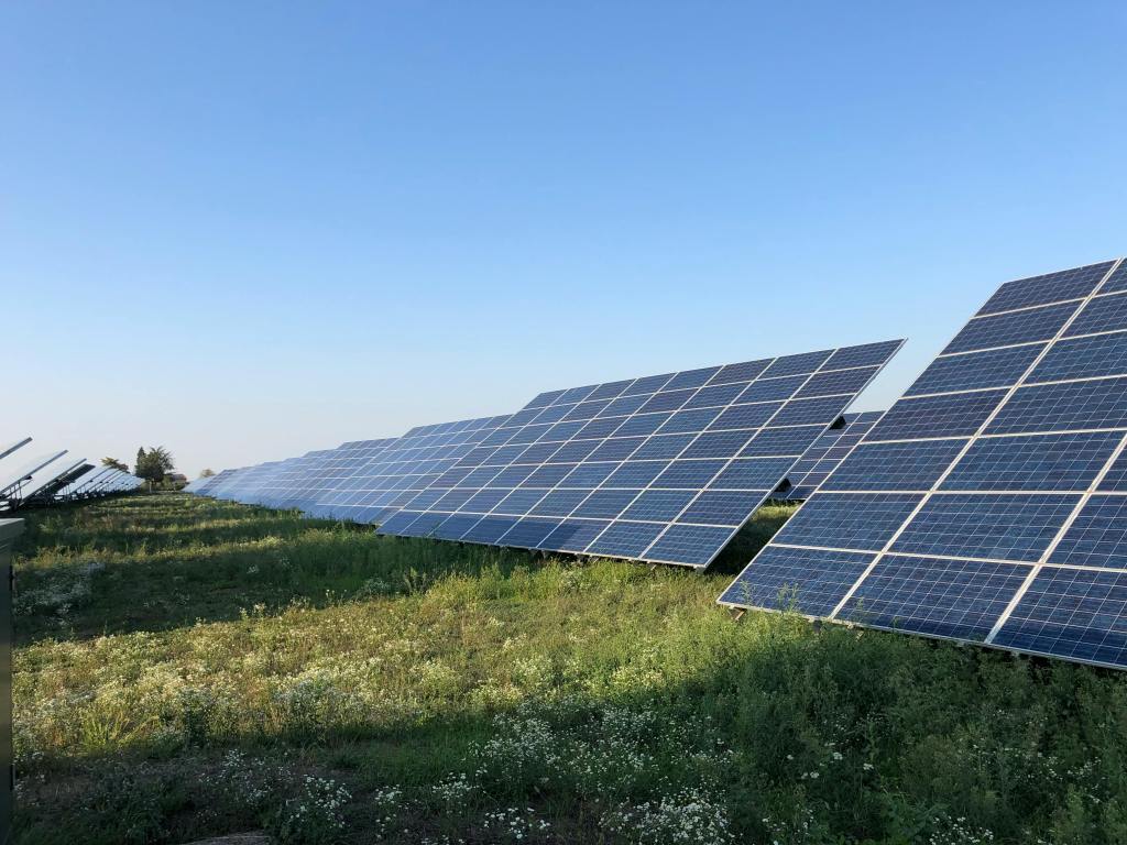 Perché Investire nei Pannelli Fotovoltaici nel&nbsp;2025