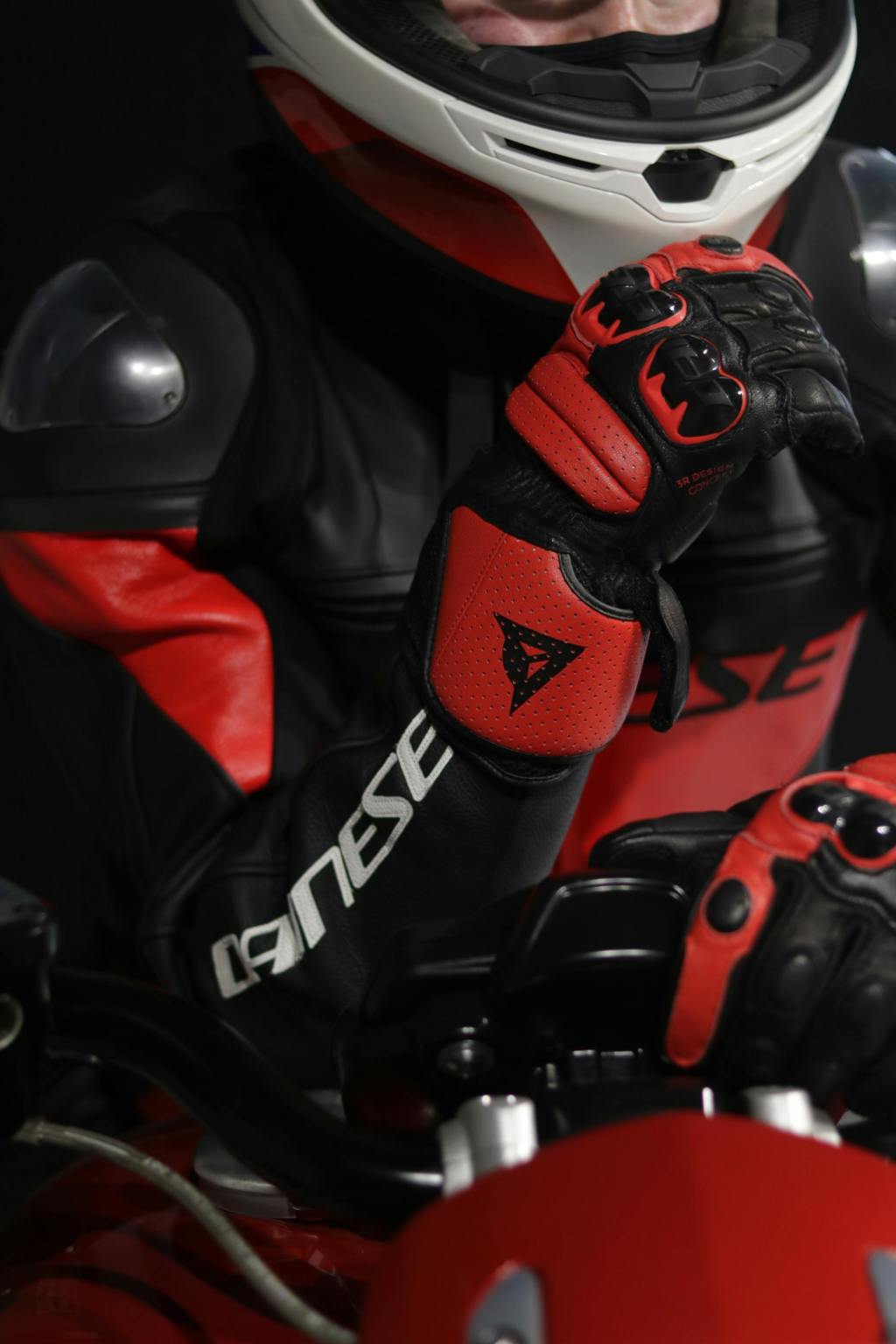 Dainese: Vendita simbolica e il destino del Made in&nbsp;Italy